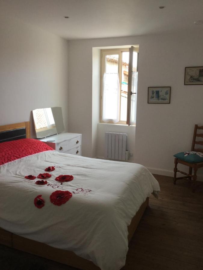 No Name Bed and Breakfast Chabanais Εξωτερικό φωτογραφία